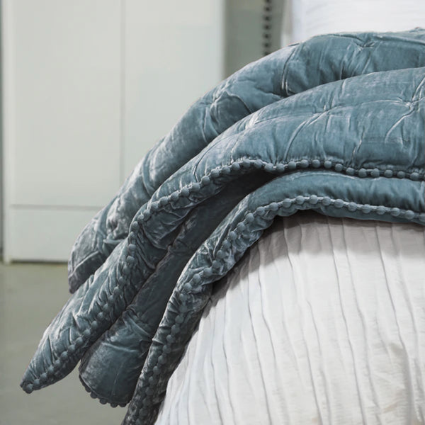CRUZ VELVET COMFORTERS & COVERLETS